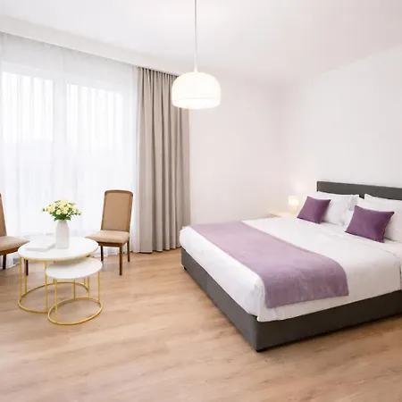 Hot Spot Old Town&free Parking&basacarsija Sarajevo