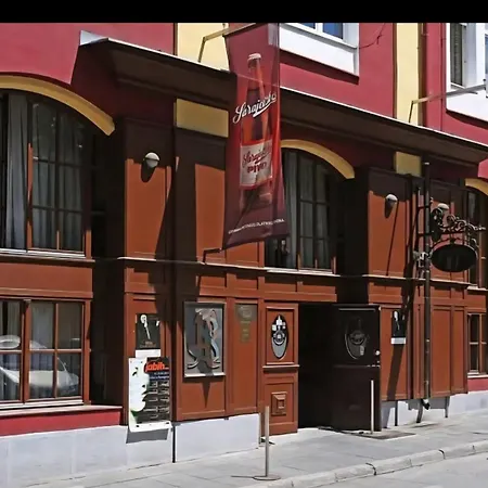 Hot Spot Old Town&free Parking&basacarsija Lägenhet *