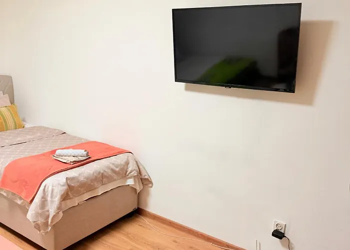 Hot Spot Old Town&free Parking&basacarsija Sarajevo