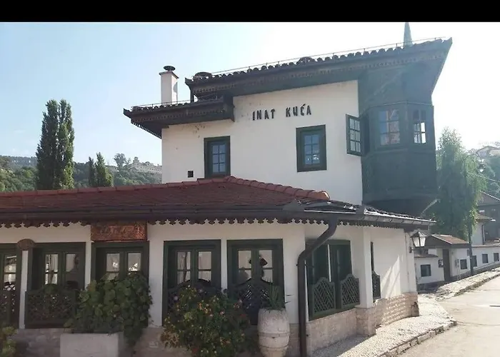 Hot Spot Old Town&free Parking&basacarsija Sarajevo