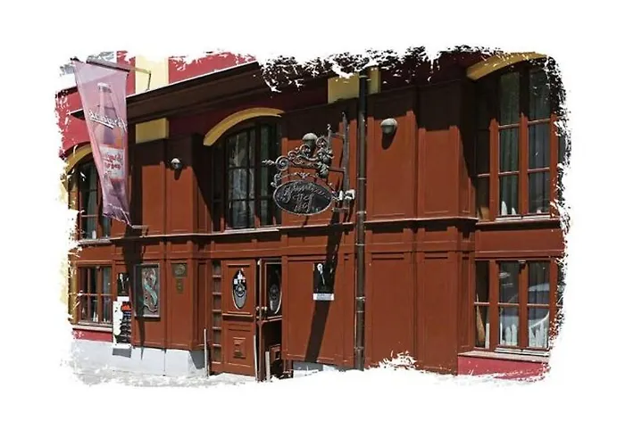 Hot Spot Old Town&free Parking&basacarsija Sarajevo